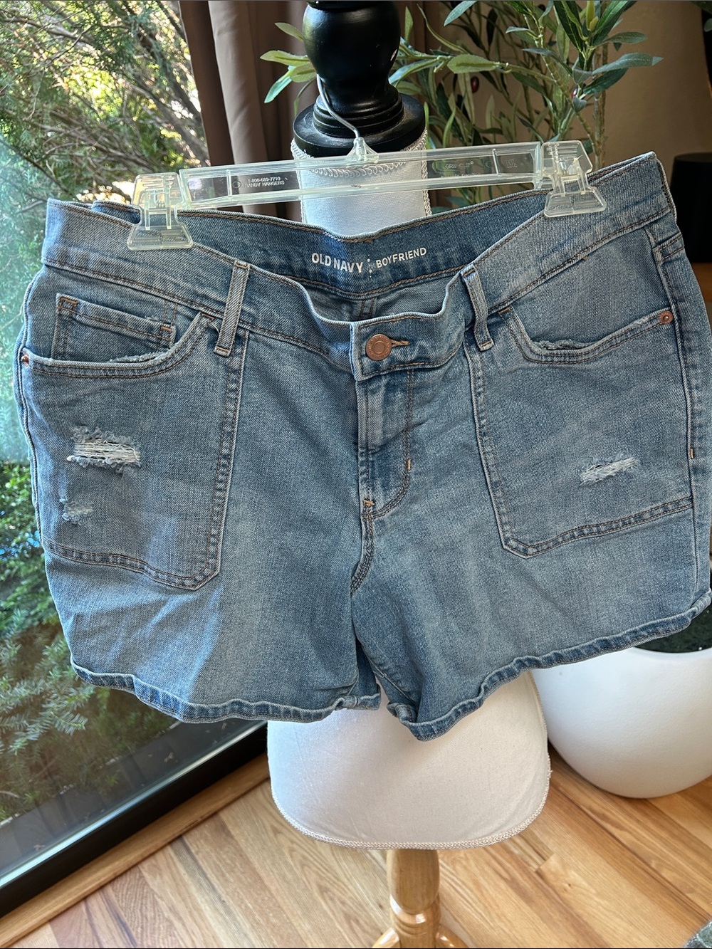 Old Navy Light Blue Boyfriend Jean Shorts 10